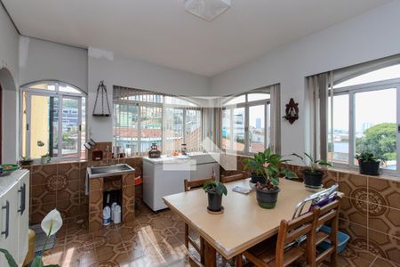 Casa à venda com 998m², 4 quartos e 7 vagasÁrea de Serviço