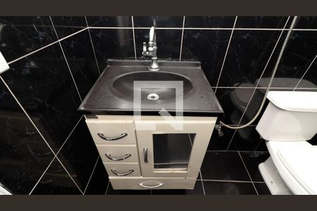 Casa para alugar com 60m², 1 quarto e 1 vaga Casa para alugar com 60m², 1 quarto e 1 vagaBanheiro