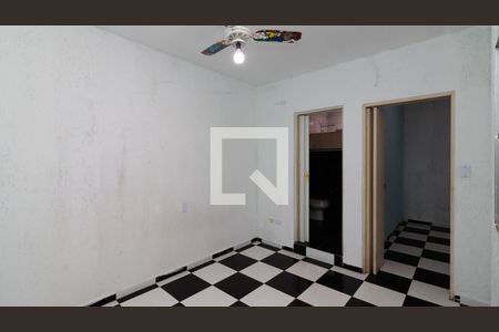 Quarto de casa para alugar com 1 quarto, 60m² em Jardim Triana, São Paulo
