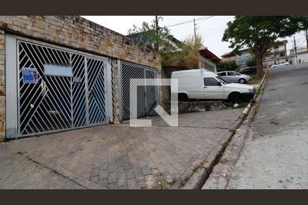 Casa para alugar com 60m², 1 quarto e 1 vaga Casa para alugar com 60m², 1 quarto e 1 vagaFachada e plaquinha