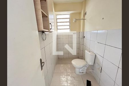 Banheiro de apartamento para alugar com 2 quartos, 50m² em Piedade, Rio de Janeiro
