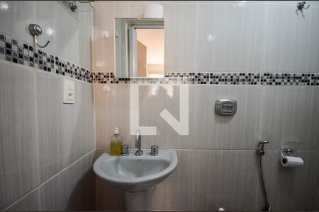 Apartamento à venda com 75m², 2 quartos e 1 vagaBanheiro da Suíte