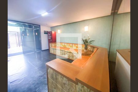 Apartamento à venda com 75m², 2 quartos e 1 vagaHall