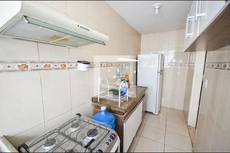 Apartamento à venda com 75m², 2 quartos e 1 vagaCozinha