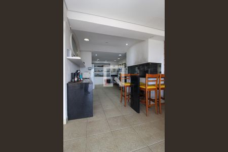 Casa à venda com 596m², 6 quartos e 4 vagas Casa à venda com 596m², 6 quartos e 4 vagasCozinha 2