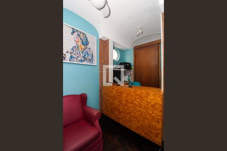 Casa à venda com 596m², 6 quartos e 4 vagas Casa à venda com 596m², 6 quartos e 4 vagasHall de entrada