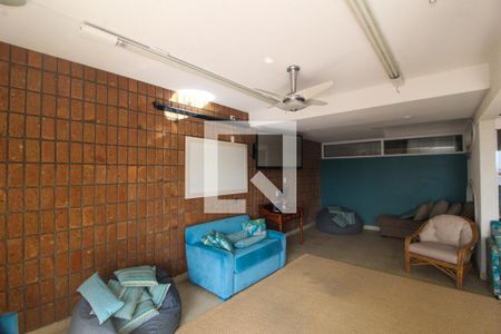 Casa à venda com 596m², 6 quartos e 4 vagas Casa à venda com 596m², 6 quartos e 4 vagasSala 3