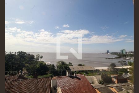 Casa à venda com 596m², 6 quartos e 4 vagas Casa à venda com 596m², 6 quartos e 4 vagasVista