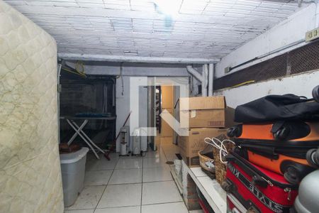 Casa à venda com 596m², 6 quartos e 4 vagas Casa à venda com 596m², 6 quartos e 4 vagasÁrea comum