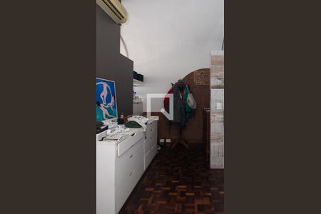 Casa à venda com 596m², 6 quartos e 4 vagas Casa à venda com 596m², 6 quartos e 4 vagasBanheiro da Suíte