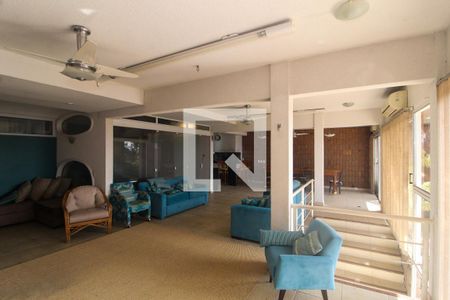 Casa à venda com 596m², 6 quartos e 4 vagas Casa à venda com 596m², 6 quartos e 4 vagasSala 3