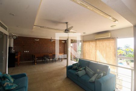 Casa à venda com 596m², 6 quartos e 4 vagas Casa à venda com 596m², 6 quartos e 4 vagasSala 3