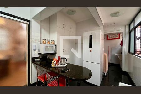 Apartamento à venda com 100m², 3 quartos e 1 vaga Apartamento à venda com 100m², 3 quartos e 1 vagaCozinha