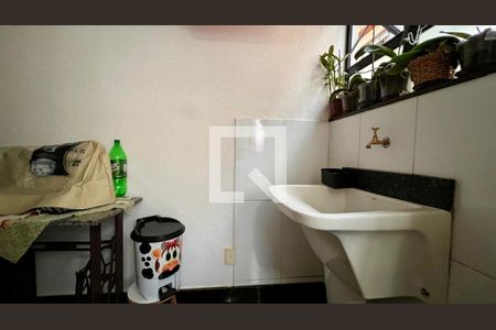 Apartamento à venda com 100m², 3 quartos e 1 vaga Apartamento à venda com 100m², 3 quartos e 1 vagaLavanderia