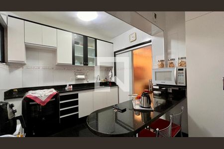 Apartamento à venda com 100m², 3 quartos e 1 vaga Apartamento à venda com 100m², 3 quartos e 1 vagaCozinha