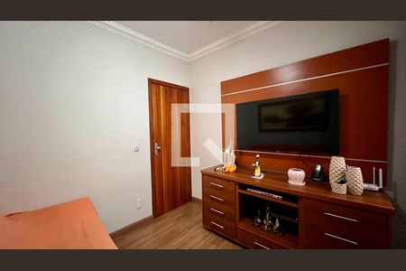 Sala de apartamento à venda com 3 quartos, 100m² em Nova Suíça, Belo Horizonte