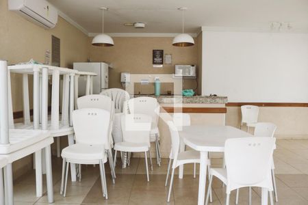 Apartamento para alugar com 50m², 2 quartos e sem vaga Apartamento para alugar com 50m², 2 quartos e sem vagaÁrea comum - Salão de festas