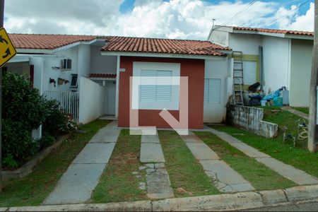 Casa de condomínio para alugar com 60m², 2 quartos e 2 vagasFachada