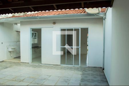 Casa de condomínio para alugar com 60m², 2 quartos e 2 vagasGaragem