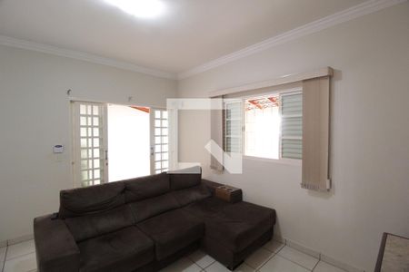 Sala de casa para alugar com 3 quartos, 180m² em Granada, Uberlândia