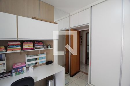 Quarto 2 de casa para alugar com 3 quartos, 180m² em Granada, Uberlândia