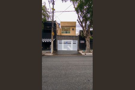 Casa à venda com 290m², 3 quartos e 2 vagasFachada + Placa