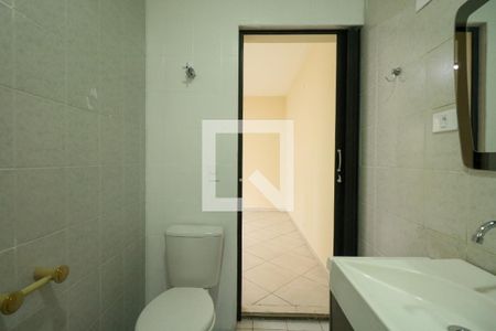 Casa à venda com 290m², 3 quartos e 2 vagasBanheiro da Suíte 2