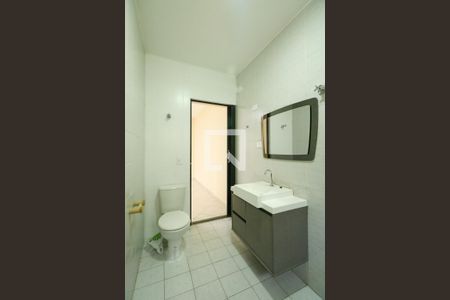 Casa à venda com 290m², 3 quartos e 2 vagasBanheiro da Suíte 2