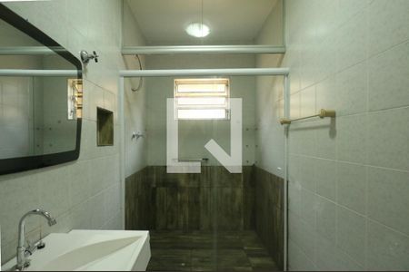 Casa à venda com 290m², 3 quartos e 2 vagasBanheiro da Suíte 2