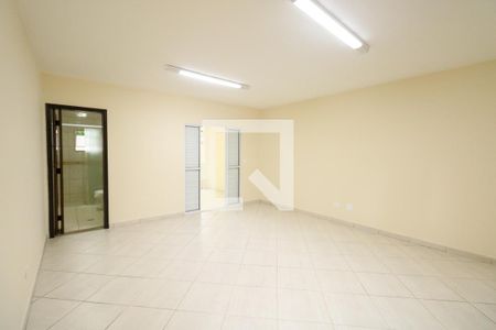 Casa à venda com 290m², 3 quartos e 2 vagasSuíte 3