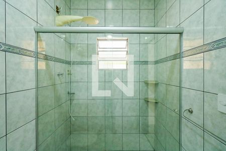 Casa à venda com 290m², 3 quartos e 2 vagasBanheiro da Suíte 1 - Externa