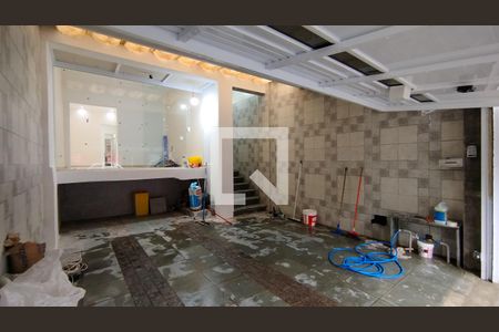 Casa à venda com 290m², 3 quartos e 2 vagasGaragem