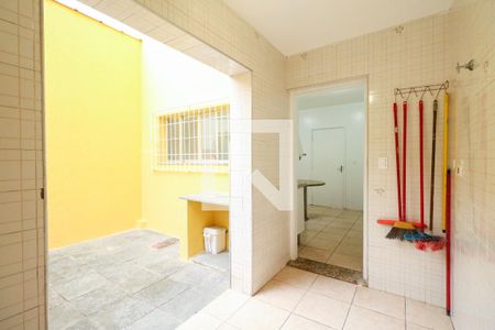 Casa à venda com 290m², 3 quartos e 2 vagasÁrea de Serviço