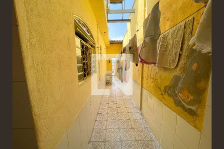 Casa à venda com 150m², 4 quartos e 7 vagasCorredor