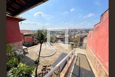 Casa à venda com 150m², 4 quartos e 7 vagasÁrea comum