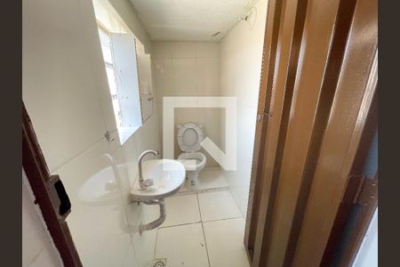 Casa à venda com 150m², 4 quartos e 7 vagasBanheiro /Área de Serviço