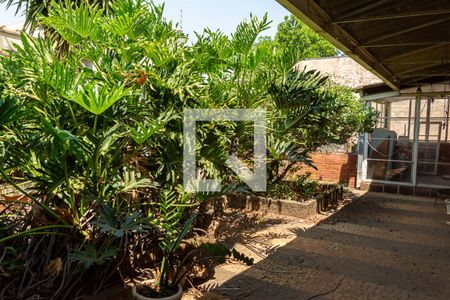 Casa para alugar com 300m², 3 quartos e 4 vagasQuintal fundos