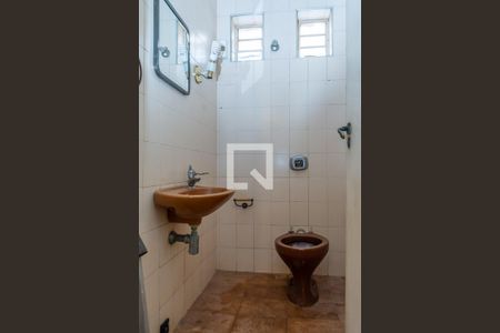 Casa para alugar com 300m², 3 quartos e 4 vagasLavabo