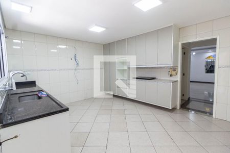 Casa para alugar com 143m², 3 quartos e 2 vagas Casa para alugar com 143m², 3 quartos e 2 vagasCozinha