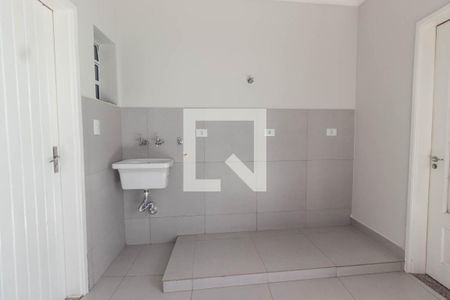 Casa para alugar com 143m², 3 quartos e 2 vagas Casa para alugar com 143m², 3 quartos e 2 vagasÁrea de serviço