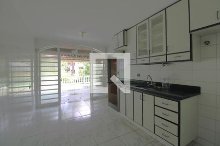 Casa à venda com 309m², 3 quartos e 5 vagasCozinha
