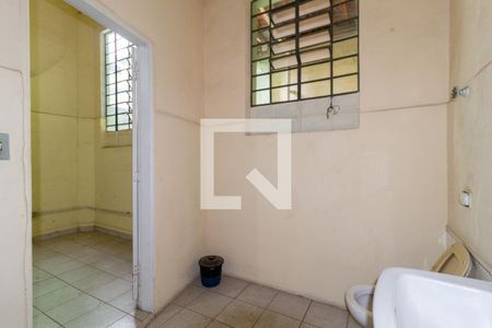Casa à venda com 500m², 4 quartos e 1 vagaBanheiro - Garagem