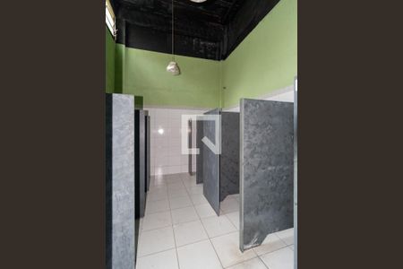 Casa à venda com 500m², 4 quartos e 1 vagaBanheiro - Garagem