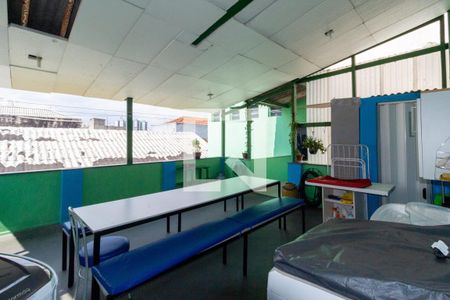 Casa à venda com 500m², 4 quartos e 1 vagaÁrea de Serviço