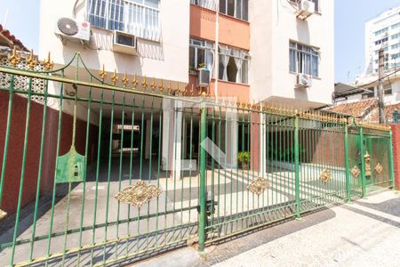 Apartamento à venda com 60m², 2 quartos e sem vagaFachada