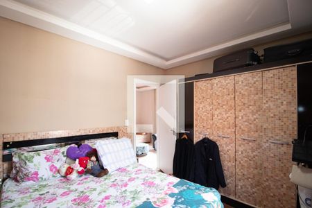 Casa à venda com 100m², 4 quartos e 2 vagas Casa à venda com 100m², 4 quartos e 2 vagasQuarto 3