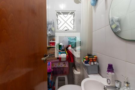 Casa à venda com 158m², 3 quartos e 3 vagasBanheiro de serviço