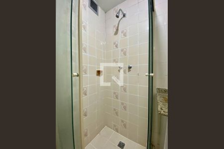 Apartamento para alugar com 65m², 2 quartos e 1 vagaBanheiro