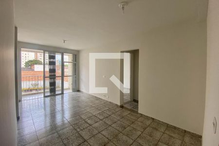 Sala de apartamento para alugar com 2 quartos, 65m² em Catete, Rio de Janeiro
