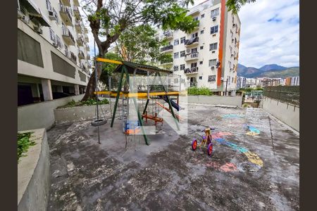 Apartamento para alugar com 70m², 2 quartos e 1 vagaÁrea comum - Playground